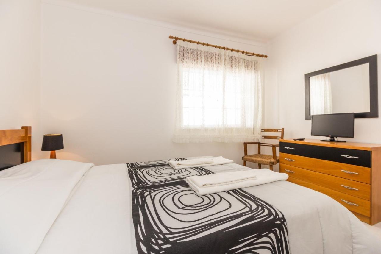 1 Bedroom Apartment By Algarvemanta Manta Rota Eksteriør bilde
