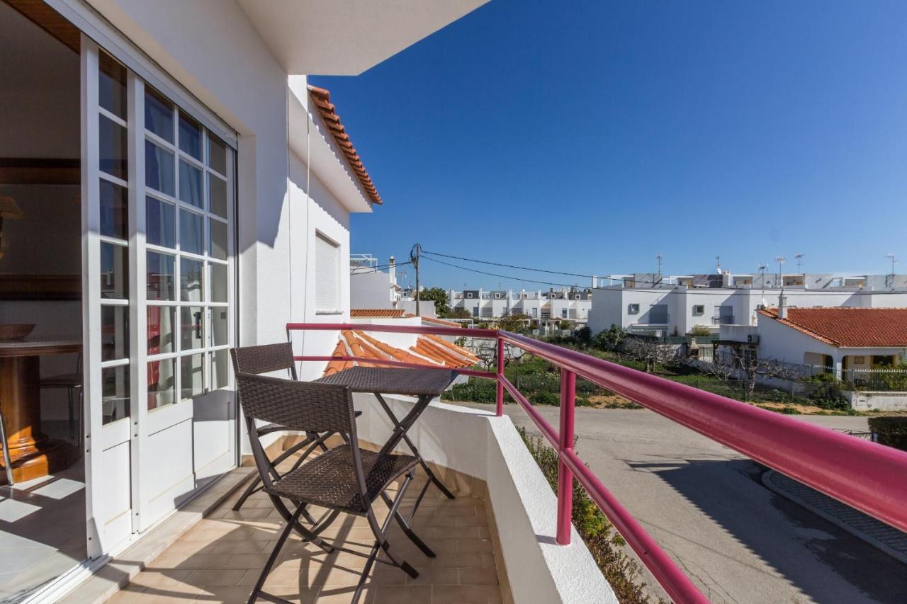 1 Bedroom Apartment By Algarvemanta Manta Rota Eksteriør bilde